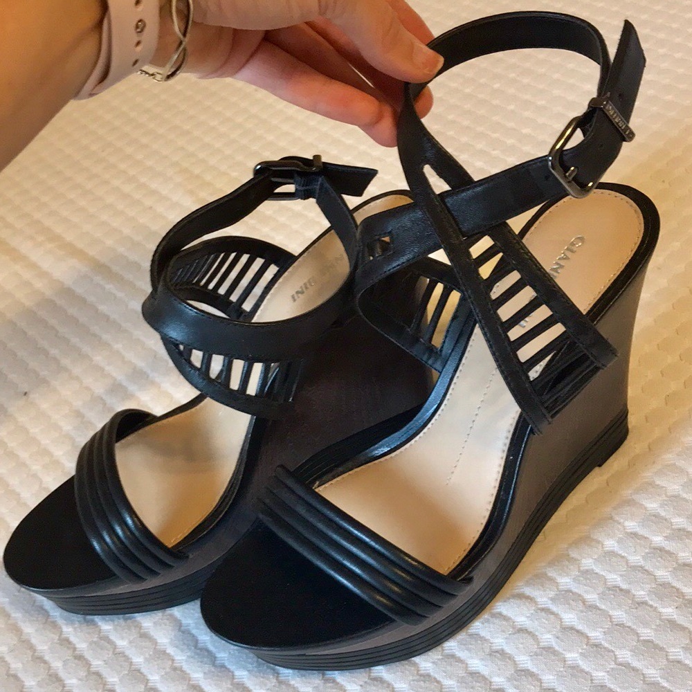 Brown/black wedges
